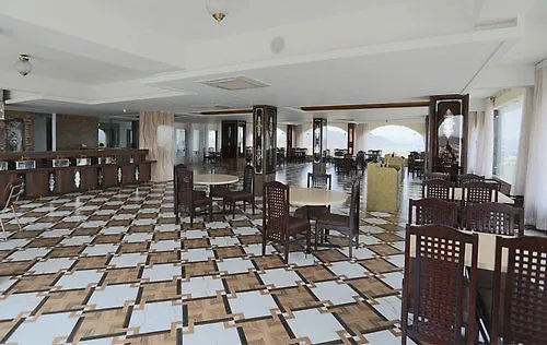 Mewargarh Udaipur By Red Lion S Hotel India