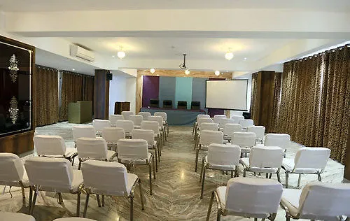 Mewargarh Udaipur By Red Lion S Hotel